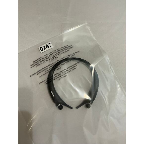 LG Tone Wireless Bluetooth Headset - Black/Blue (SKU 0247) - Picture 4 of 4